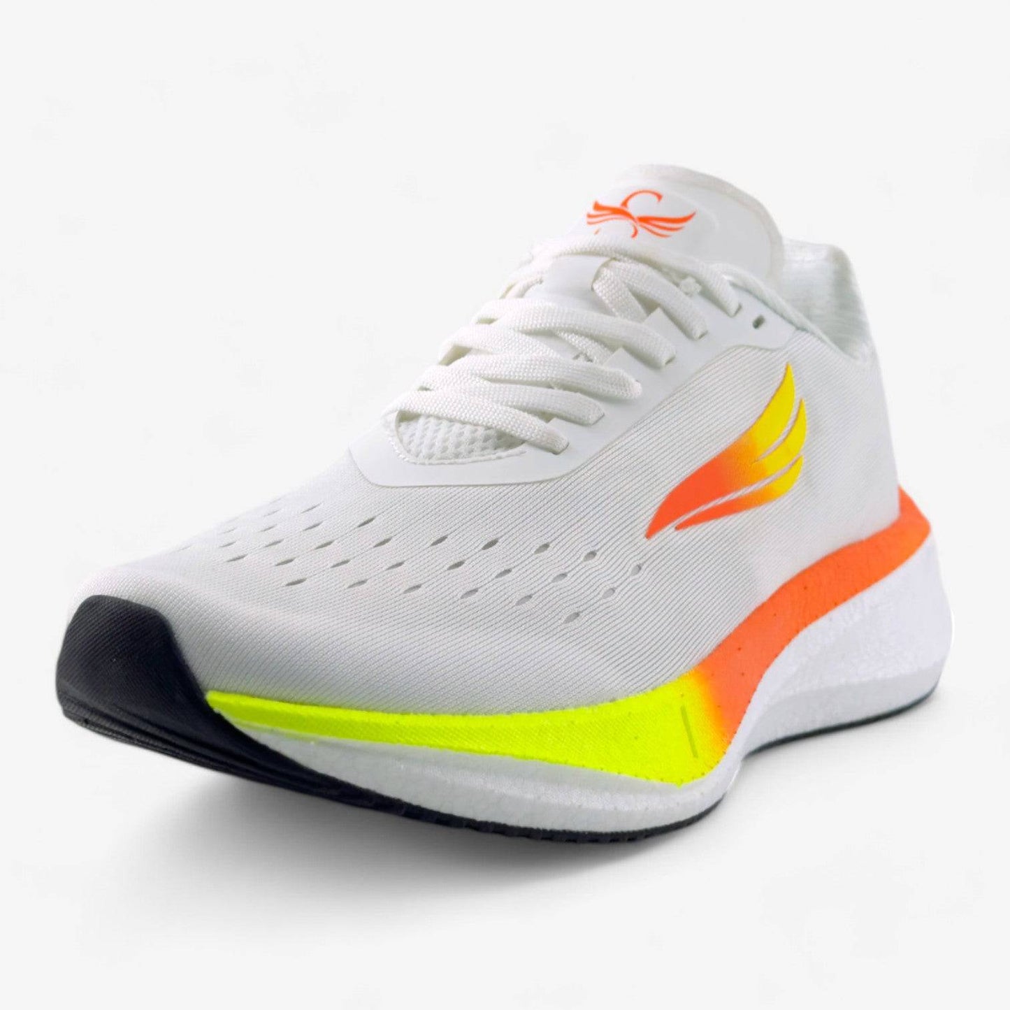 APUS White Women Long-Distance Trainer