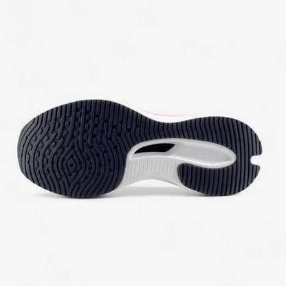 APUS White Women Long-Distance Trainer