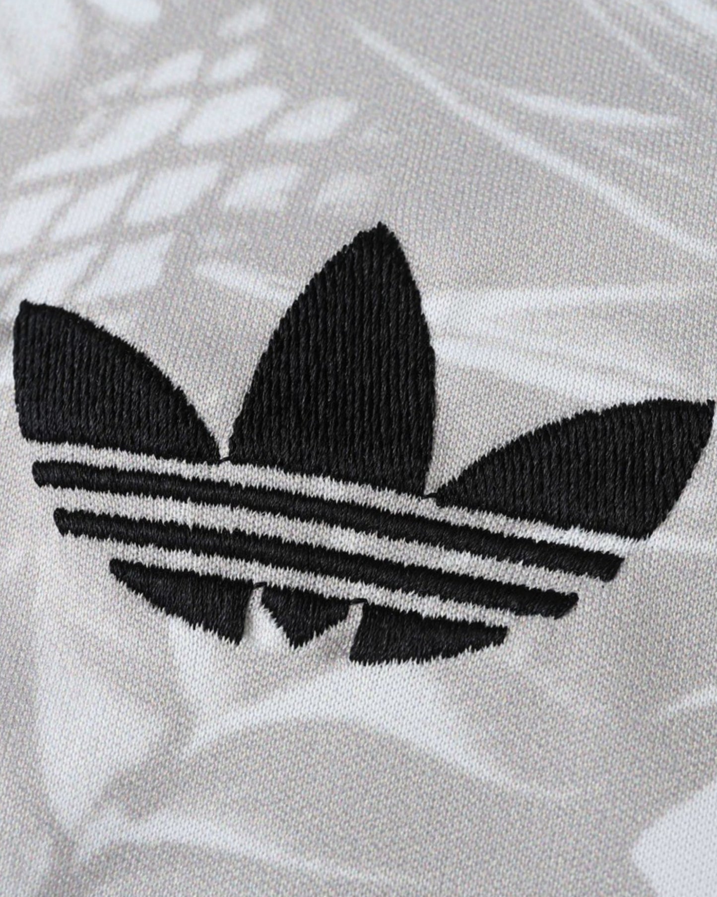 REAL MADRID x WHITE FURY PREMIUM KIT